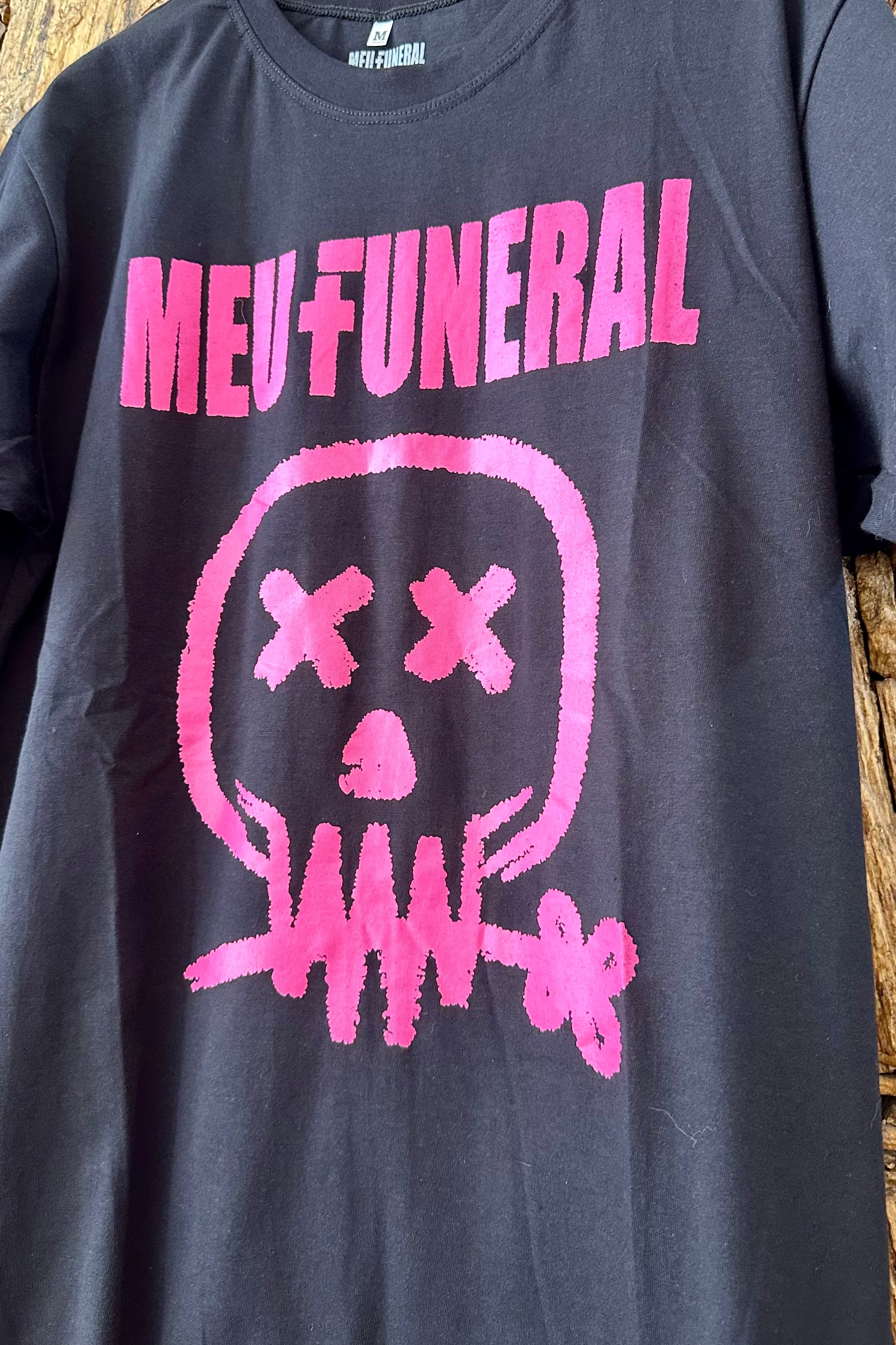 Camiseta Logo Caveira